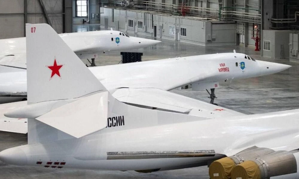 Έβαλε μπρος τις μηχανές η Μόσχα: 7 ολοκαίνουργια πυρηνικά βομβαρδιστικά Tu-160M μέχρι το 2027